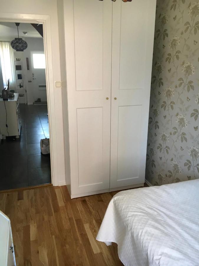 Farsta Bed And Breakfast Stockholm Kültér fotó